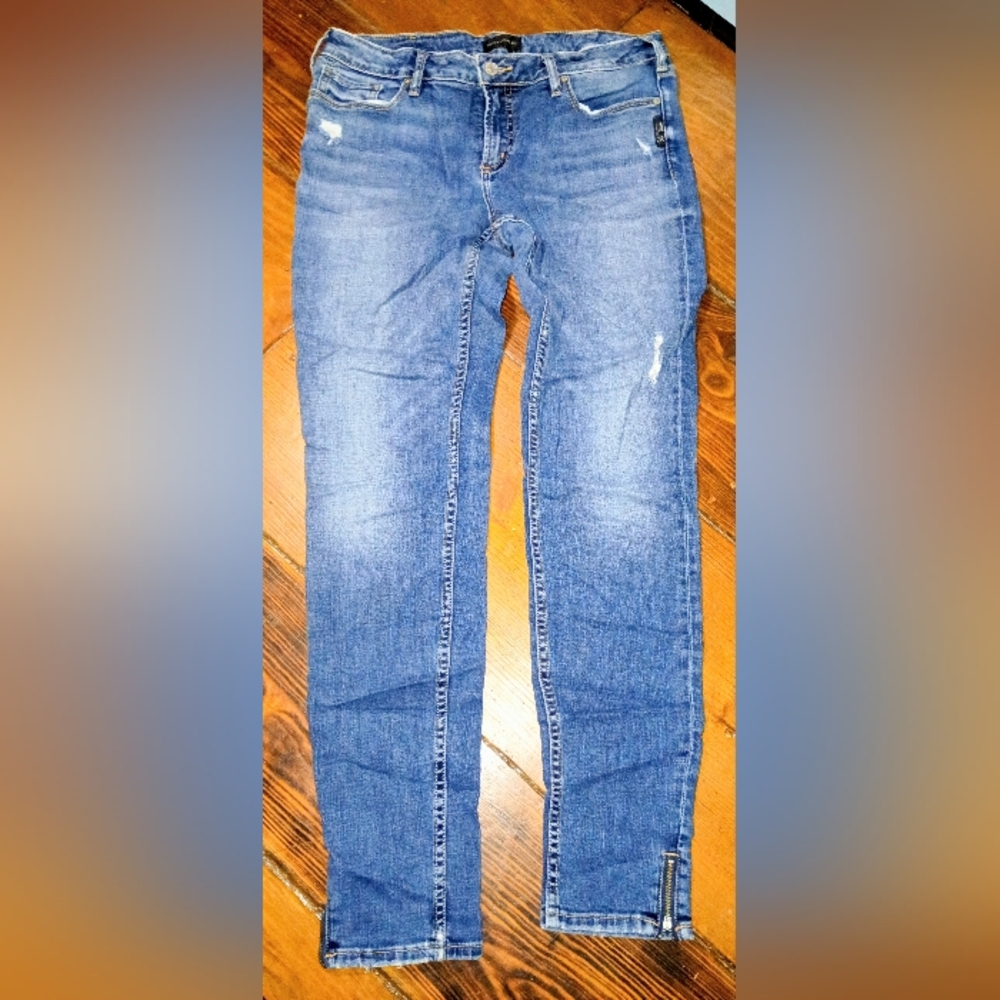 Silver Women’s Blue Skinny Jeans + Ankle Zipper!